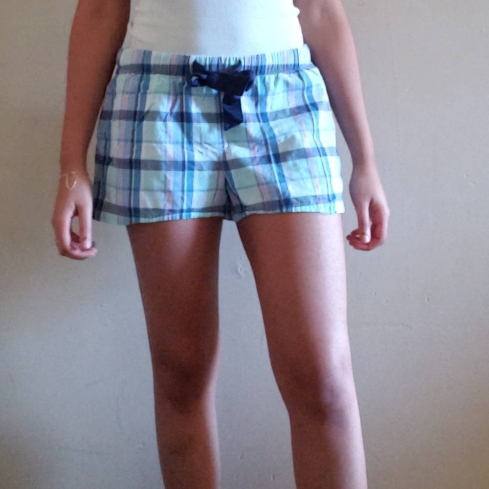 (95)Old Navy Women's Blue Plaid Pajama Shorts Size Medium (EUC)